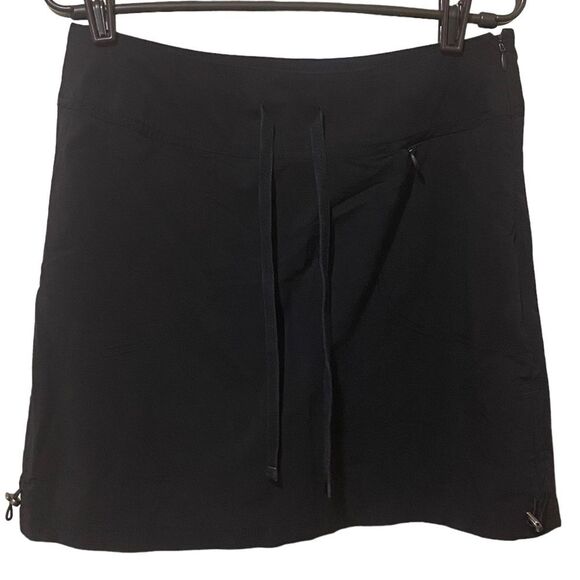 Athletic Black Skirt Skort Cargo Tech Material Golf Tennis Gorpcore Hiking Comfy - Picture 1 of 11